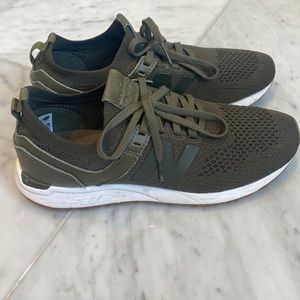 New Balance 247 running shoes